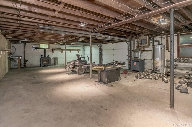 Building Photo - 549 NY-94