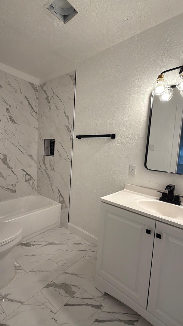 Building Photo - Gorgeous all renovated Home in Houston, TX!.