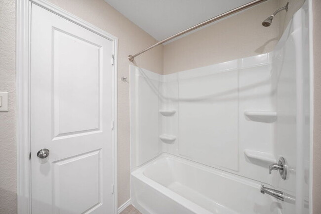 Building Photo - 14718 Dillard Ml