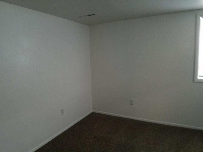 Building Photo - 2813 Shoal Cir
