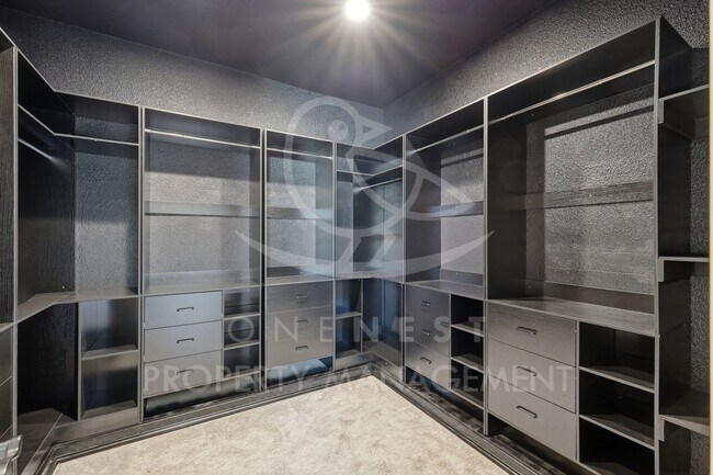 Building Photo - 4 bedroom, 3 bathroom - 2473 square feet; Twelve Bridges