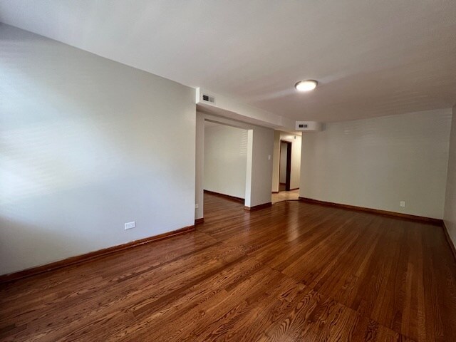 Building Photo - 3905 W Schubert Ave