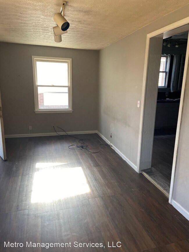 Building Photo - 3 br, 2.5 bath House - 809 Cecil