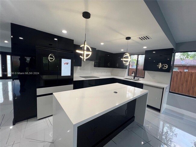 Building Photo - 2390 NW 93rd Terrace