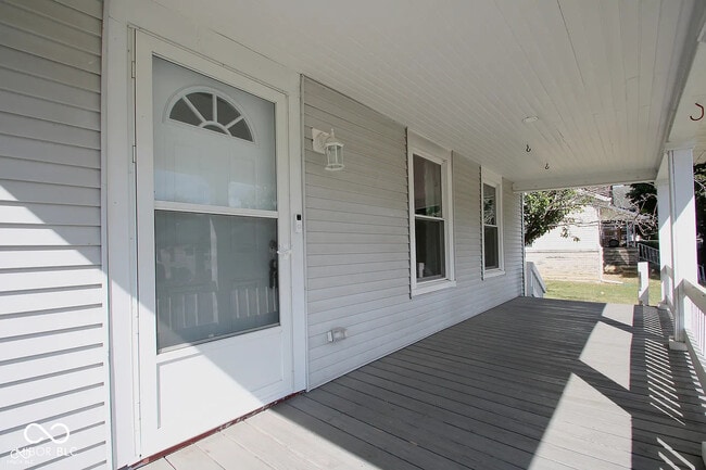 Building Photo - 56 Central Ave