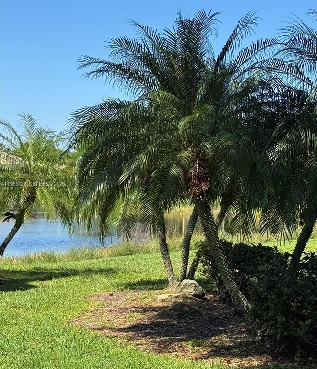 Building Photo - 6833 Watertown Dr