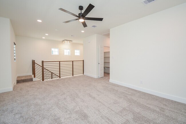 Building Photo - 16559 Oasis Glade Dr