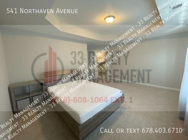 Building Photo - 541 Northaven Ave