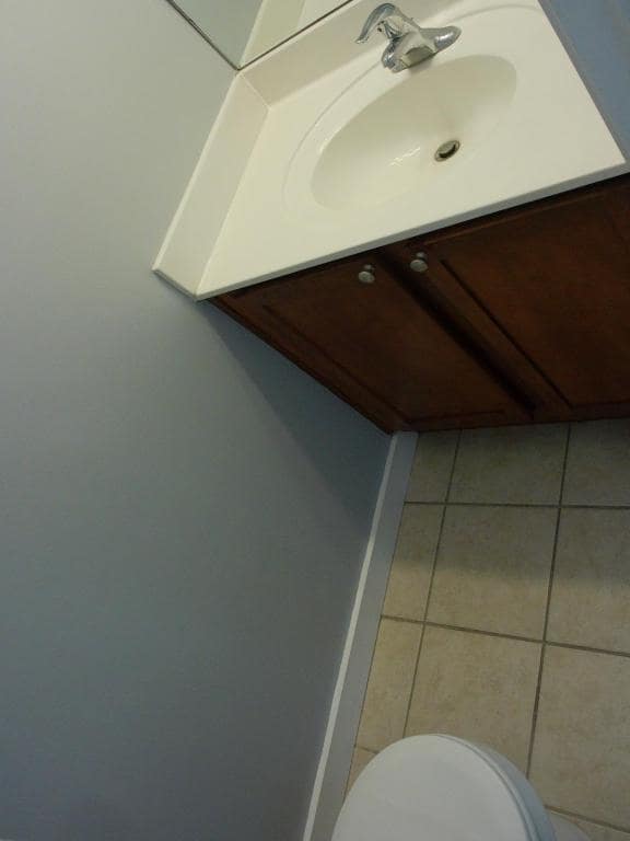 Building Photo - 909 W 41st Pl