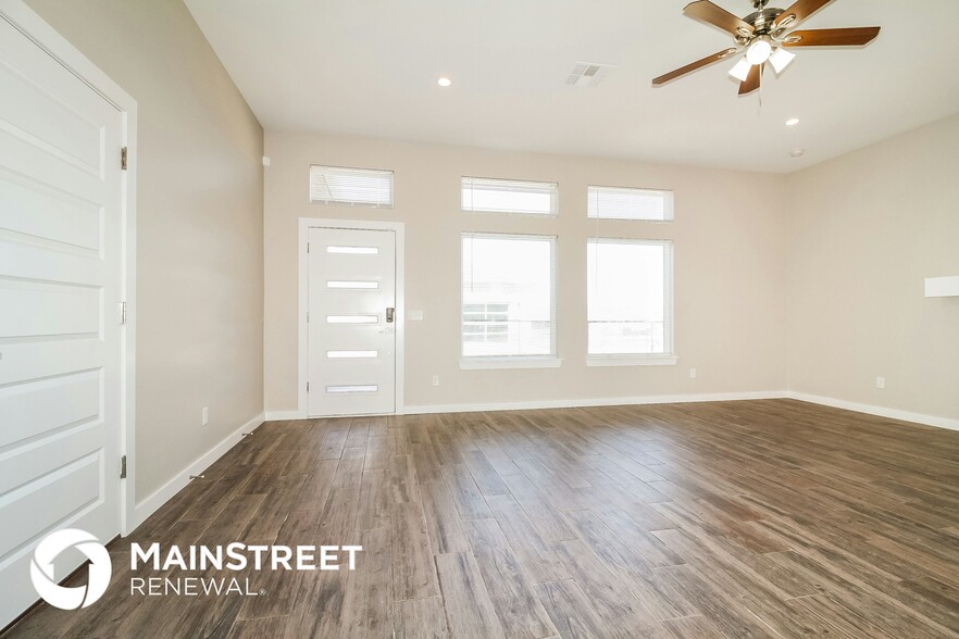 Building Photo - 11315 Paradise Out Ln