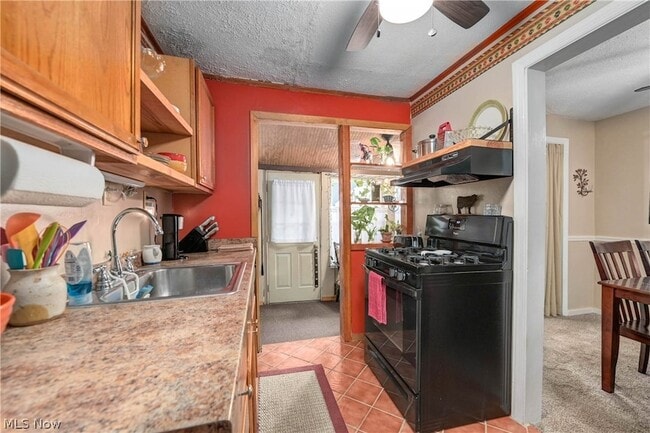 Building Photo - 1501 E 248th St