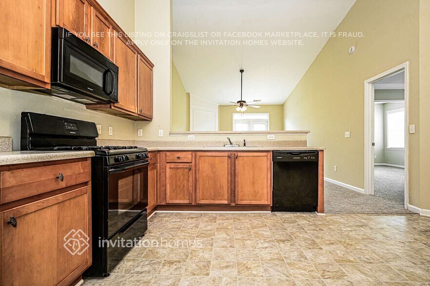 Building Photo - 9103 Valleyview Ct