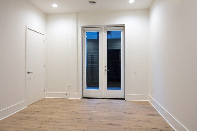 Floorplan - The Julian Apartments