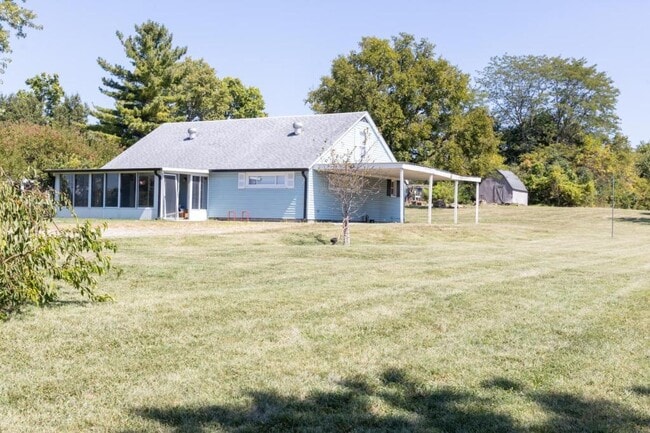 Building Photo - 810 Woodbine Rd