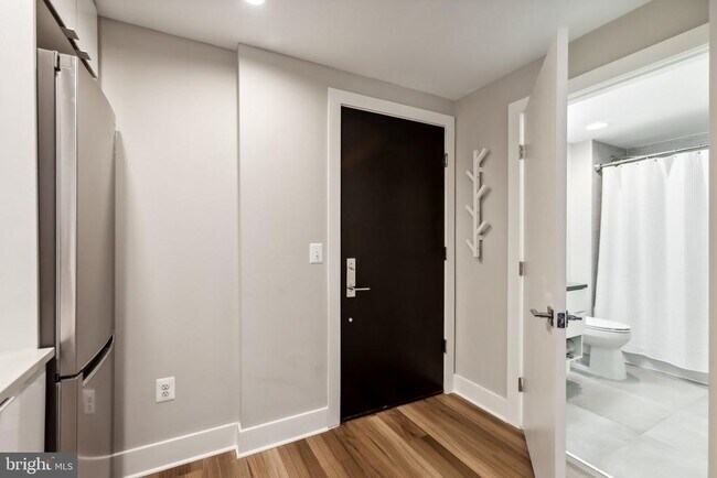 Building Photo - 1311 13th St NW