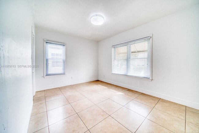 Building Photo - 3930 SW 68th Ave