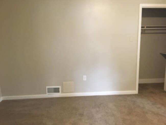 Building Photo - 3597 S 4400 W