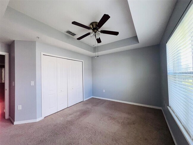 Building Photo - 6536 S Goldenrod Rd