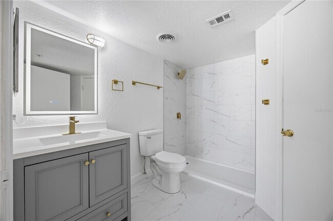 Building Photo - 2207 Antigua Pl