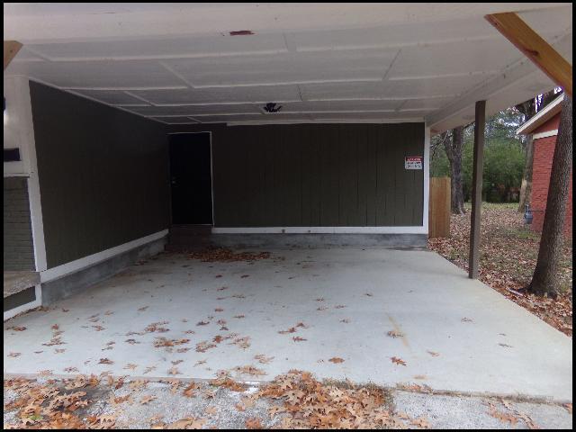 Building Photo - 3501 Katherine St