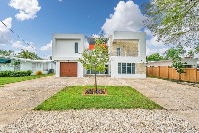 Building Photo - 2612 Key Largo Ln
