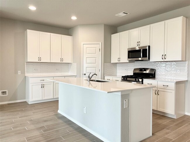 Building Photo - 11624 Comano Dr