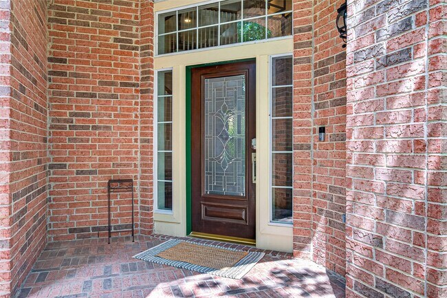 Building Photo - 27 E Shale Creek Cir