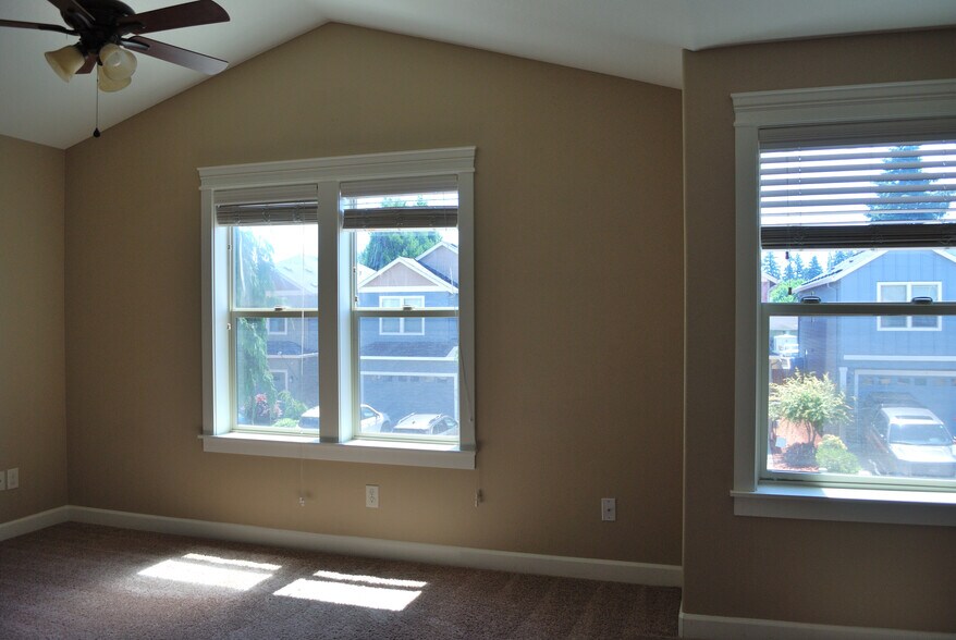 Building Photo - 9706 NE 75th Way