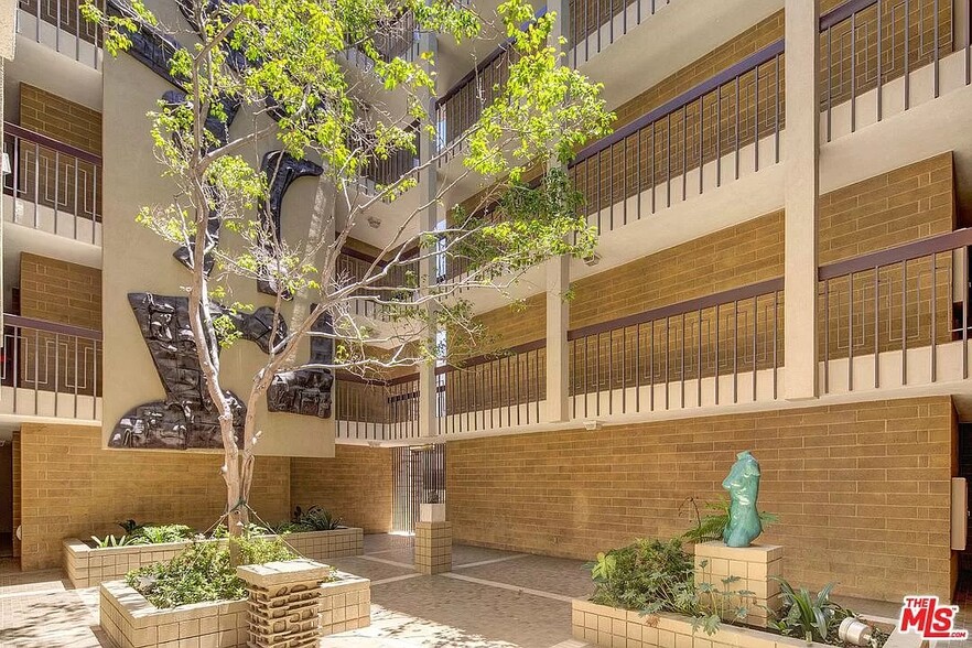 Building Photo - 1300 Midvale Ave