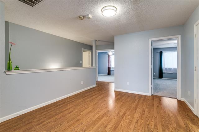 Building Photo - 307 Pointer Pl