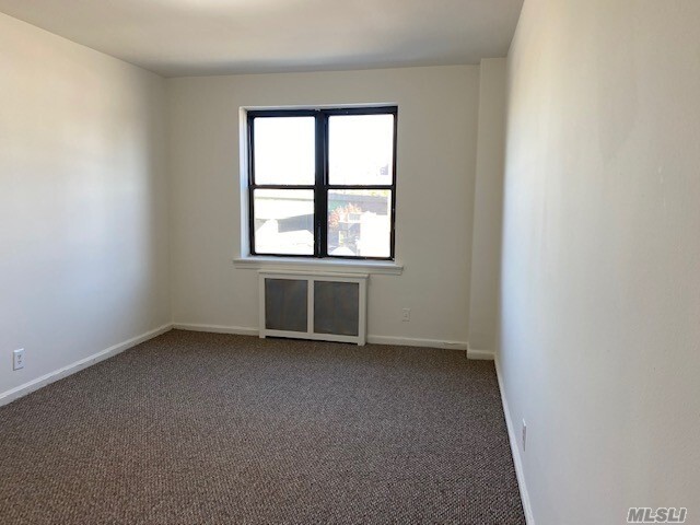 Building Photo - 92-40 Queens Blvd