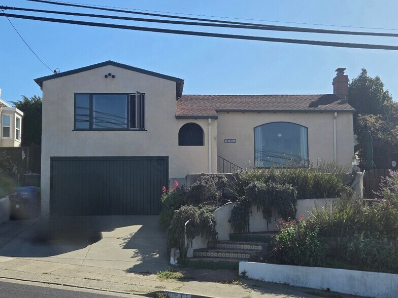 Building Photo - 6746 Cutting Blvd