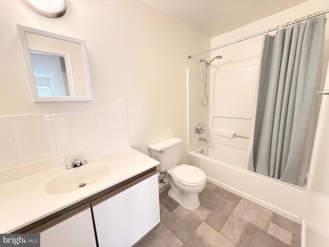 Building Photo - 37 Wickham Ct