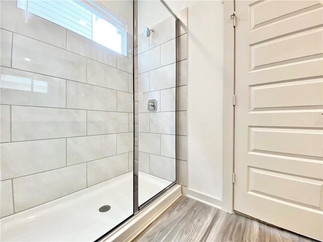 Building Photo - 100 Geminiflora Bend