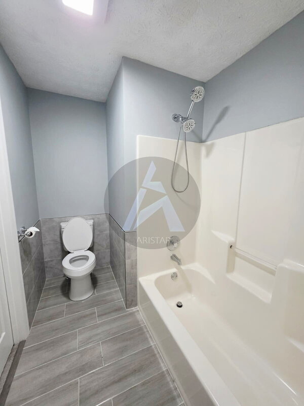 Building Photo - 1041 Kennesborough Rd NW