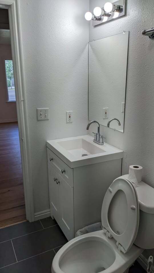 Bathroom - 732 N 900 E