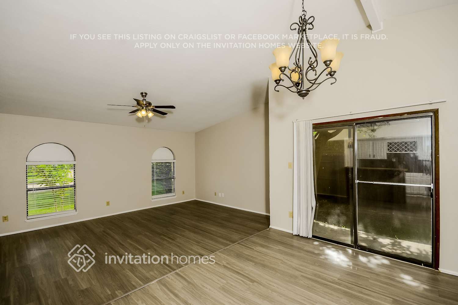 Building Photo - 3409 Livingston Ln