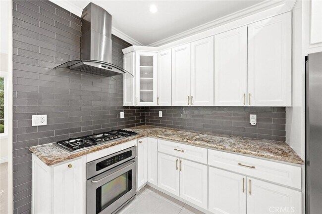 Building Photo - 416 N Altura Rd