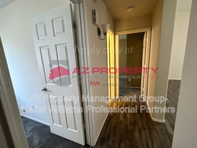 Building Photo - 16833 W Tasha Dr