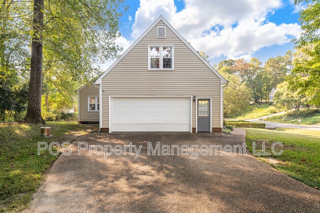 Building Photo - 12605 Jolly Pl