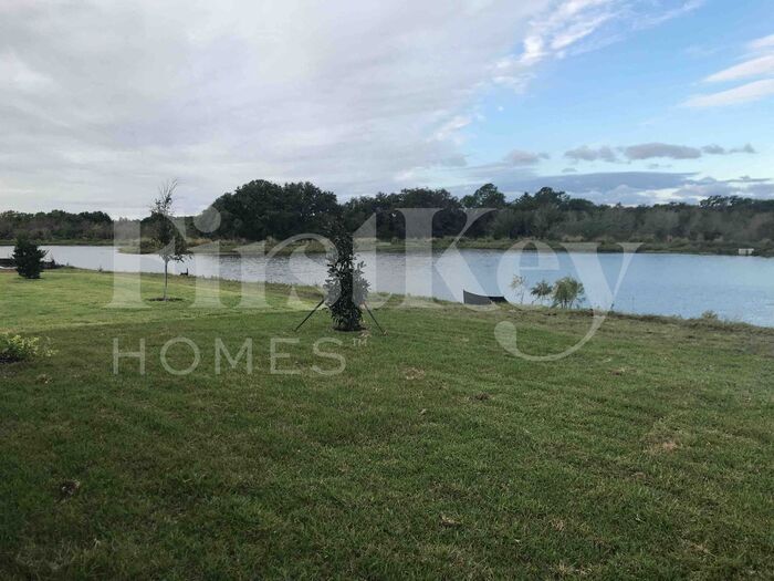 Building Photo - 9747 Sage Creek Dr
