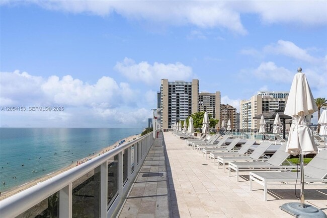 Building Photo - 1850 S Ocean Dr