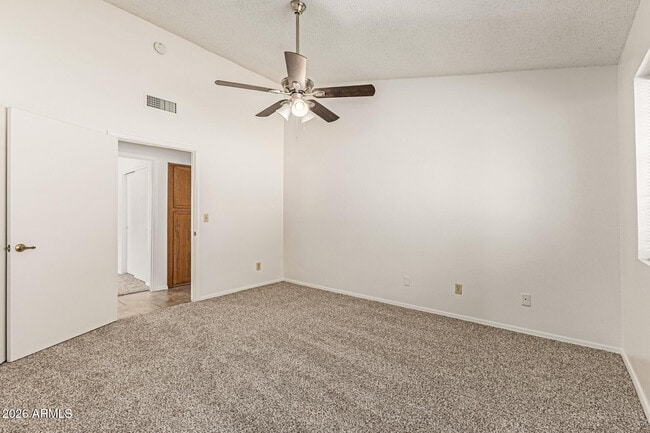 Building Photo - 8820 W Alice Ave