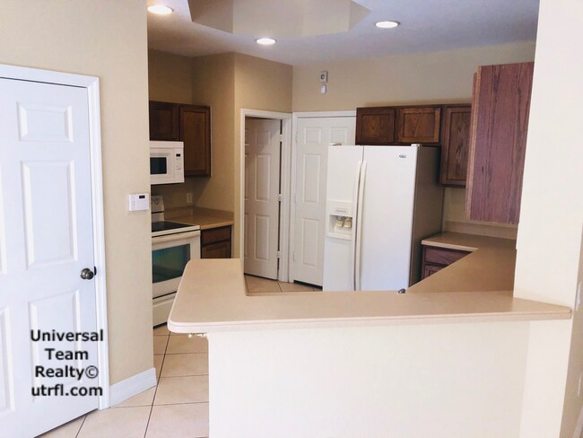 Building Photo - 16081 Via Solera Cir