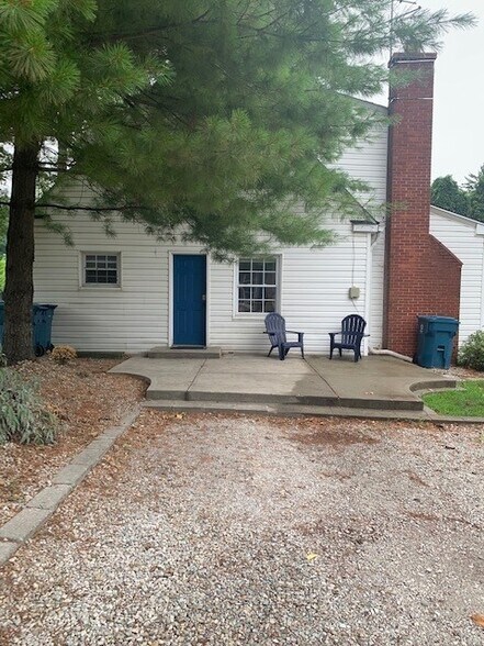 Primary Photo - 4703 Sunset Ave