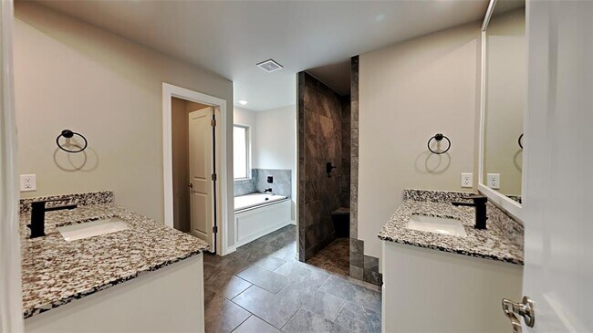 Building Photo - 9113 Poppey Pl