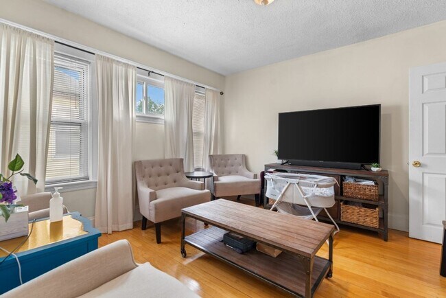 Building Photo - 79-81 Vernon St.