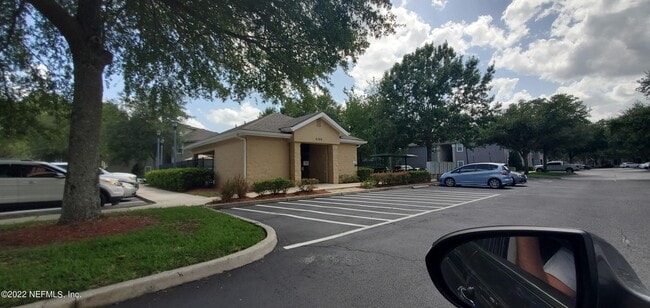 Building Photo - 6094 Maggies Cir