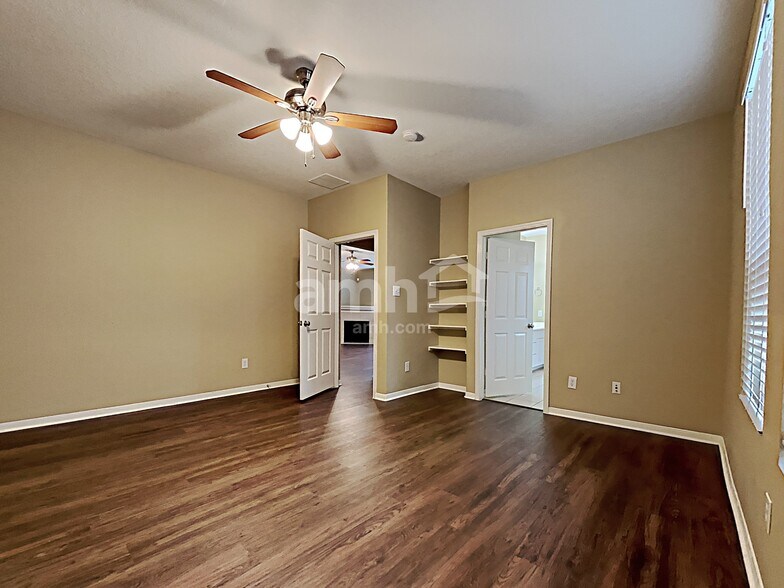Building Photo - 2311 Stiller Ridge Way