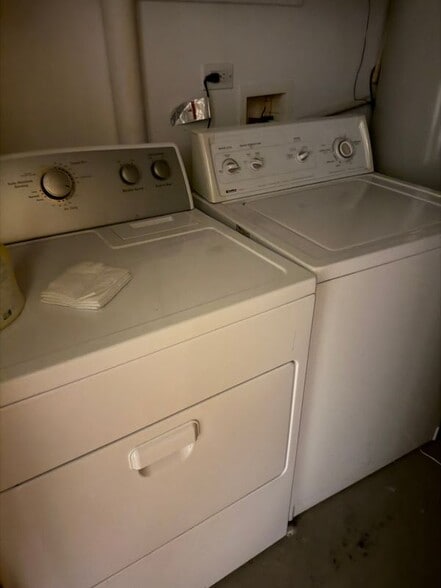 Building Photo - 123 Luckie St NW